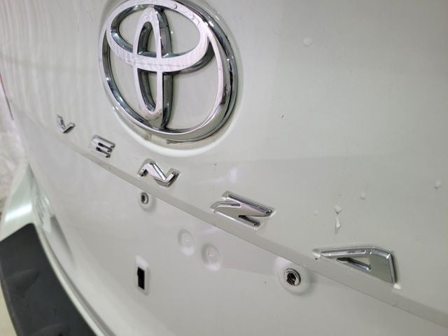 2011 Toyota Venza Base