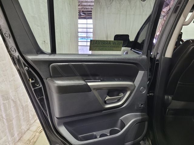 2015 Nissan Armada Platinum