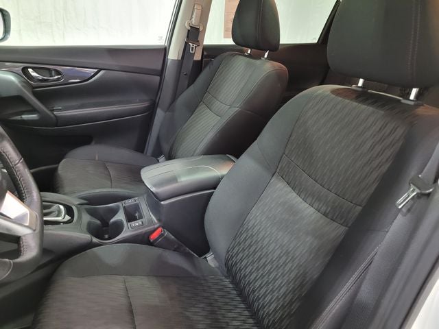 2020 Nissan Rogue Base