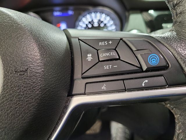 2020 Nissan Rogue Base