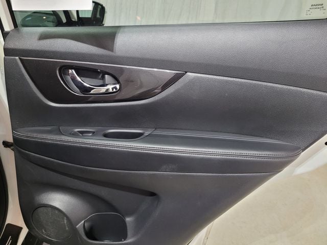 2020 Nissan Rogue Base