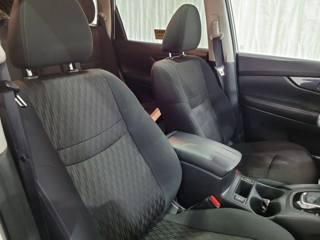 2020 Nissan Rogue Base