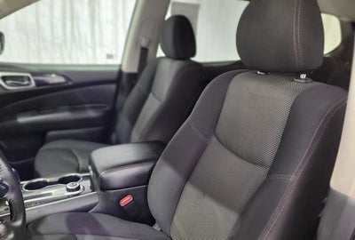 2020 Nissan Pathfinder SV