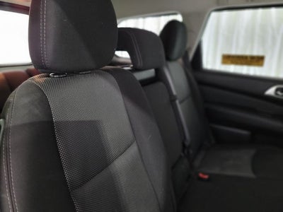 2020 Nissan Pathfinder SV