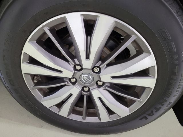 2018 Nissan Pathfinder SL