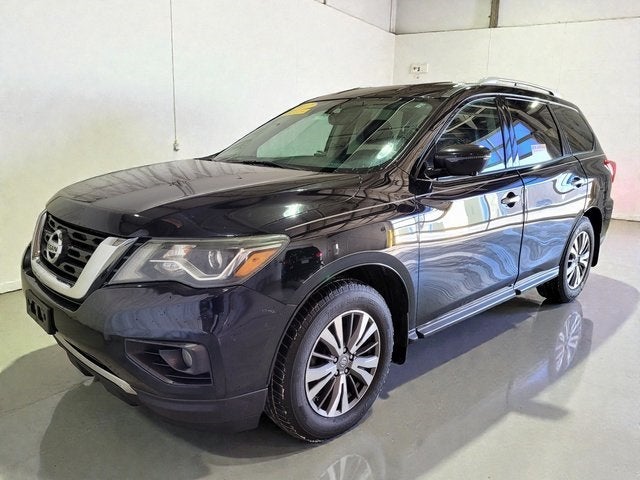 2017 Nissan Pathfinder SL