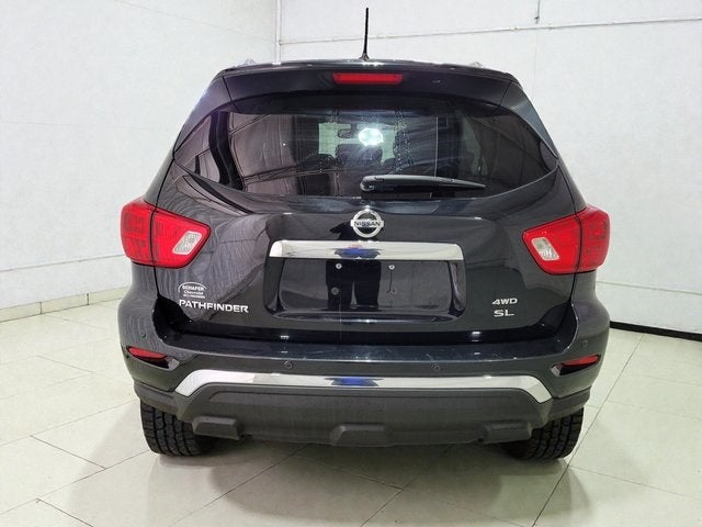 2017 Nissan Pathfinder SL