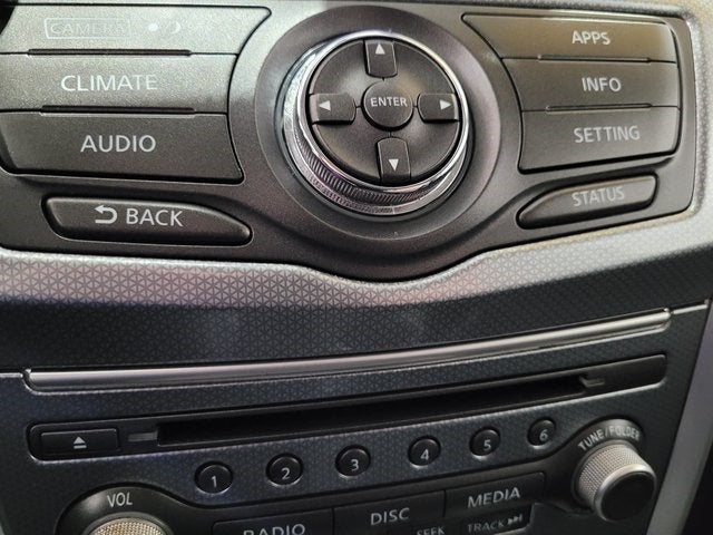 2017 Nissan Pathfinder SL