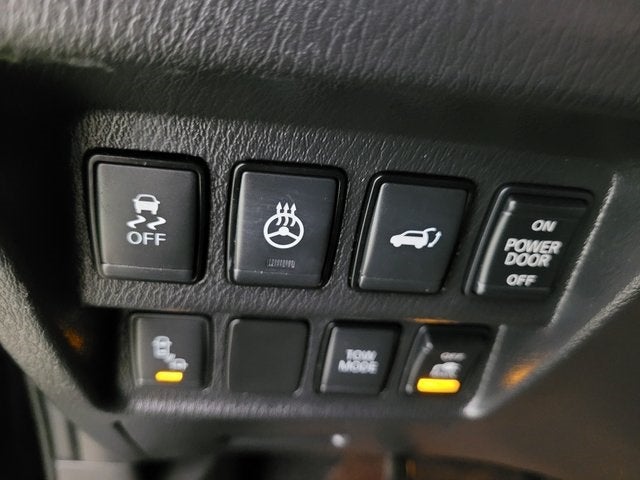 2017 Nissan Pathfinder SL