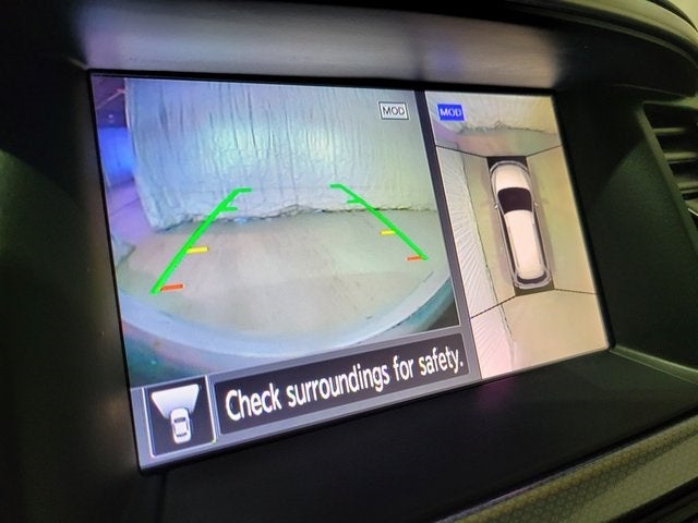 2017 Nissan Pathfinder SL