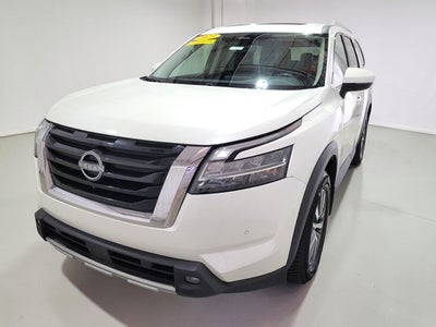 2023 Nissan Pathfinder SL