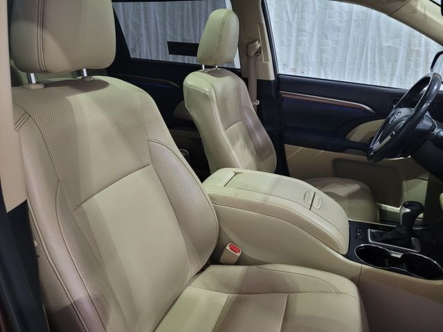2018 Toyota Highlander Limited Platinum