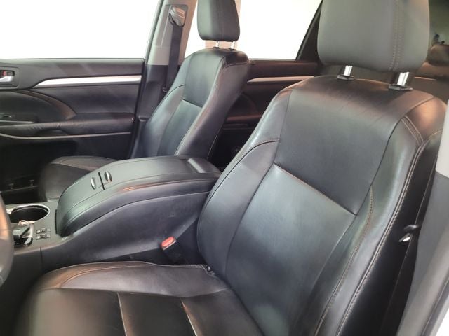 2016 Toyota Highlander XLE V6