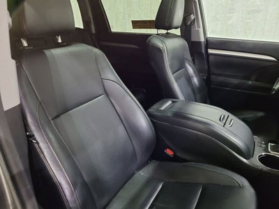 2016 Toyota Highlander XLE V6