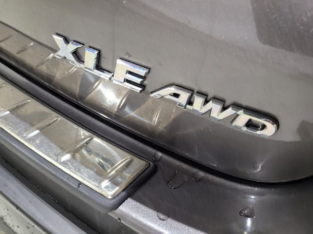 2016 Toyota Highlander XLE V6