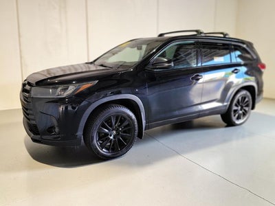 2019 Toyota Highlander SE