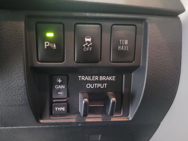 2017 Toyota Tundra SR5