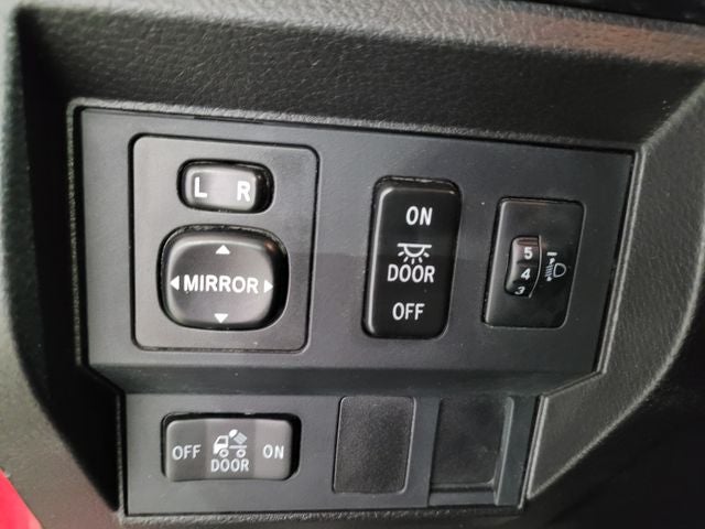 2016 Toyota Tundra SR