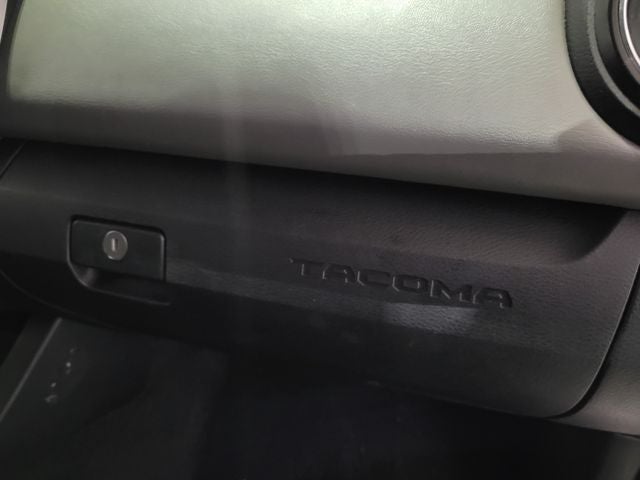 2016 Toyota Tacoma SR5