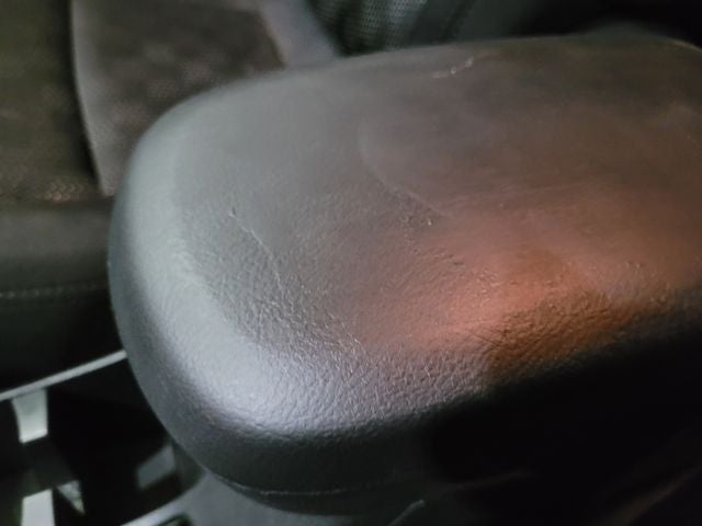 2009 Pontiac Vibe Base