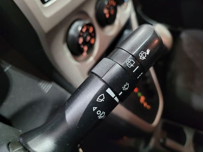 2009 Pontiac Vibe Base