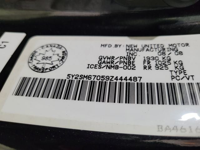 2009 Pontiac Vibe Base