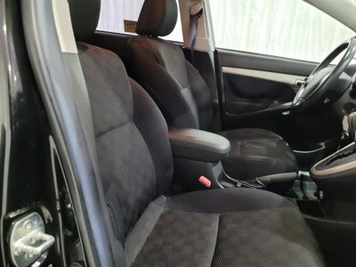 2009 Pontiac Vibe Base
