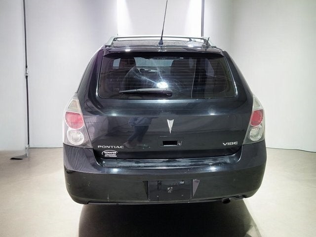 2010 Pontiac Vibe Base