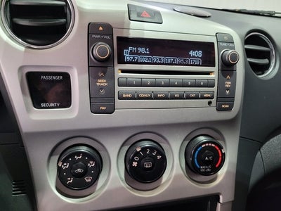 2010 Pontiac Vibe Base