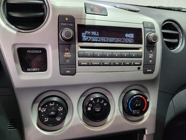 2010 Pontiac Vibe Base