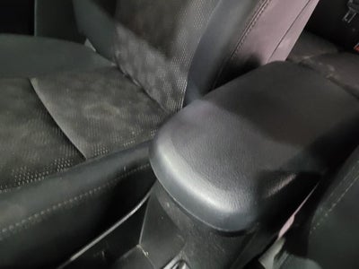 2010 Pontiac Vibe Base