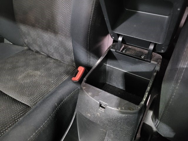 2010 Pontiac Vibe Base