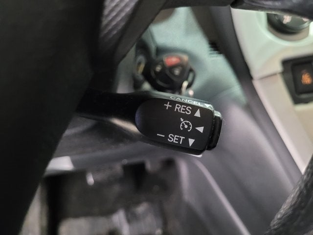 2010 Pontiac Vibe Base