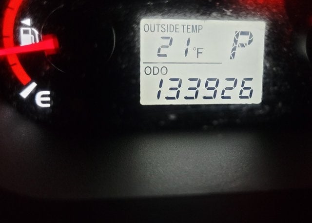 2010 Pontiac Vibe Base