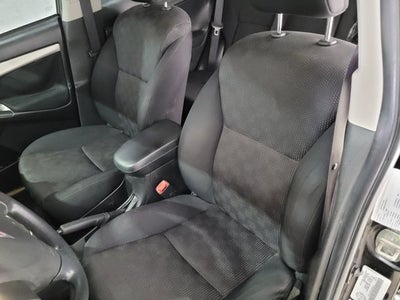 2010 Pontiac Vibe Base