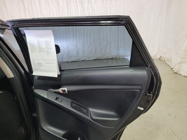 2010 Pontiac Vibe Base