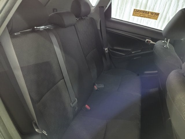 2010 Pontiac Vibe Base