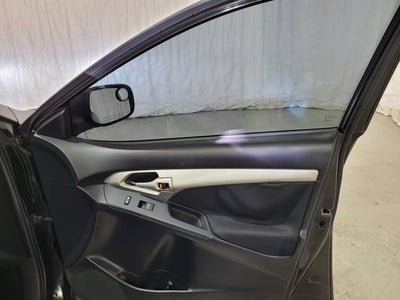 2010 Pontiac Vibe Base