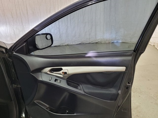 2010 Pontiac Vibe Base