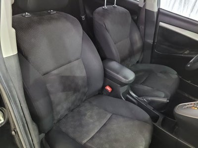 2010 Pontiac Vibe Base