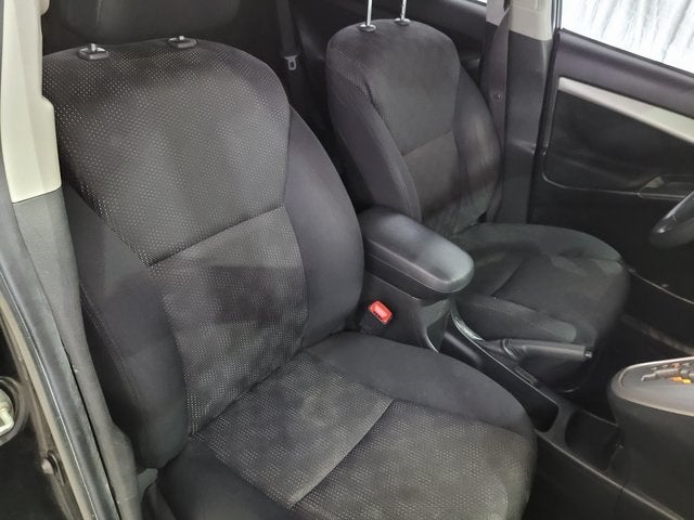 2010 Pontiac Vibe Base