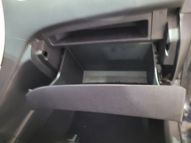 2010 Pontiac Vibe Base